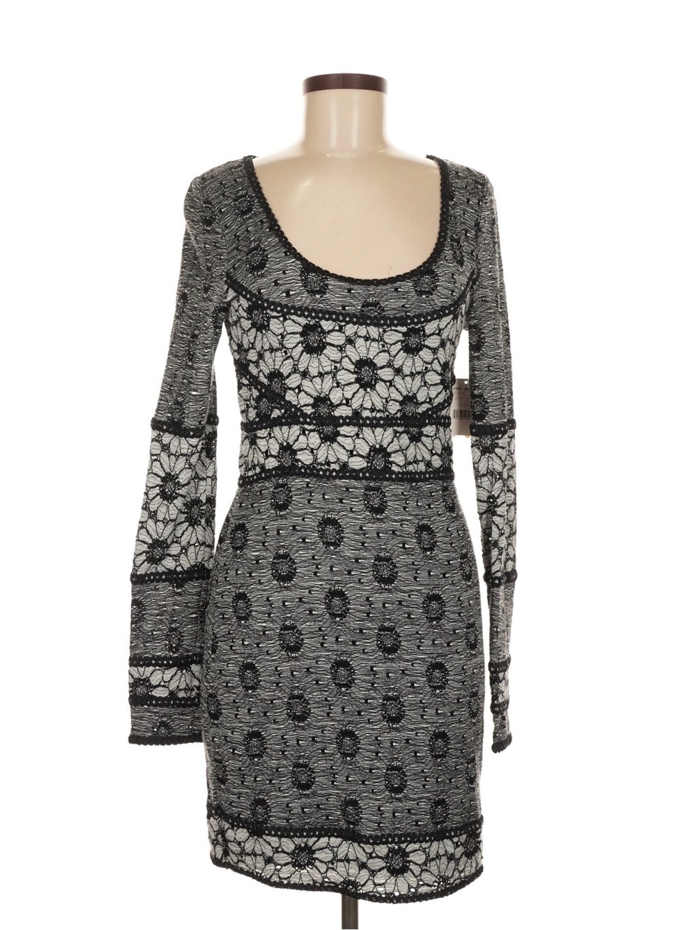 NWT Free People Cover Me in Daisies Dress 🌼 - Picture 2 of 4